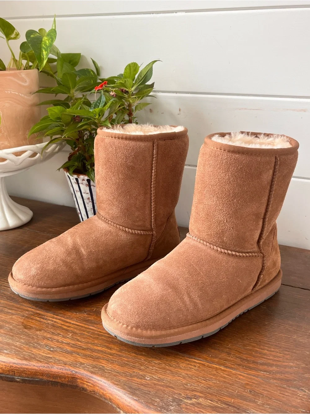 UGG Classic Short II Boots - chestnut